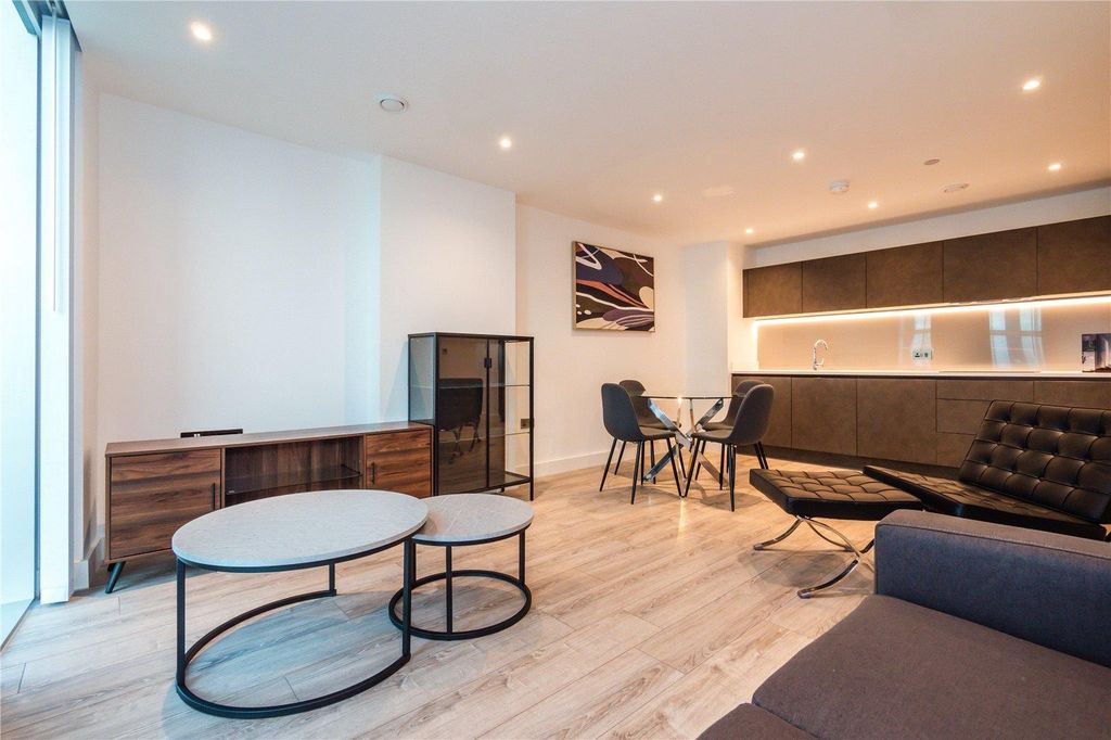 Property photo 3 of 12 Picture No. 16