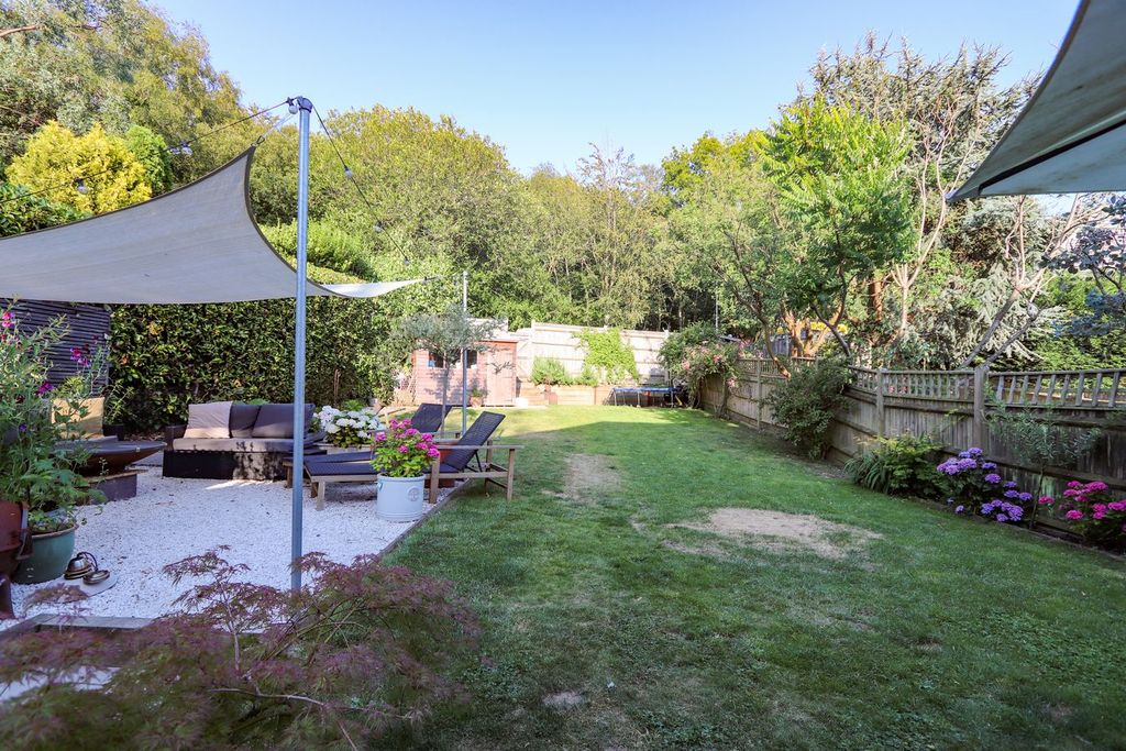 Property photo 2 of 22