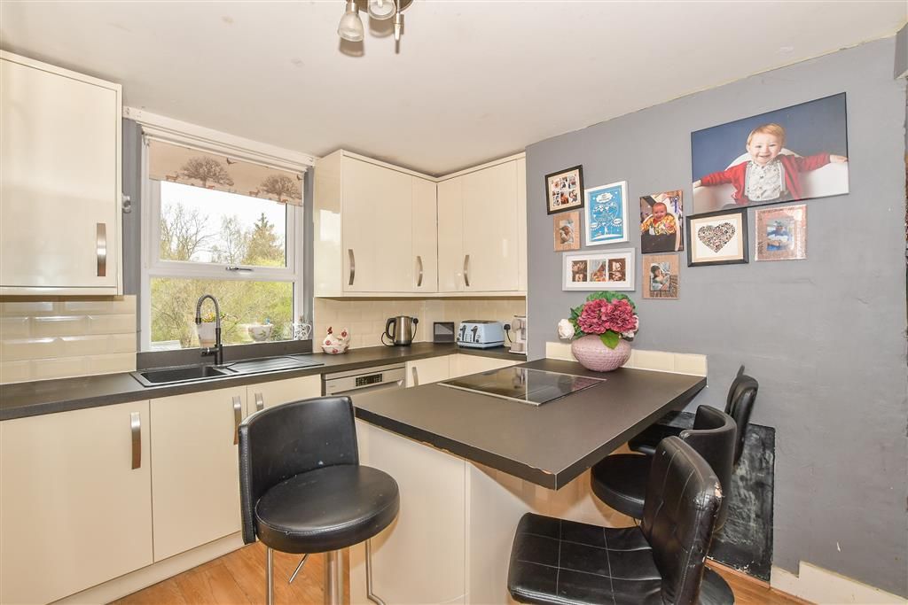 Property photo 2 of 22 Kitchen