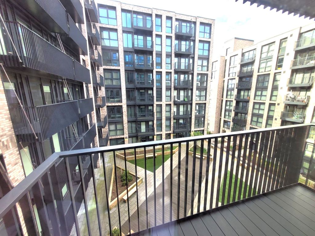 Property photo 2 of 5