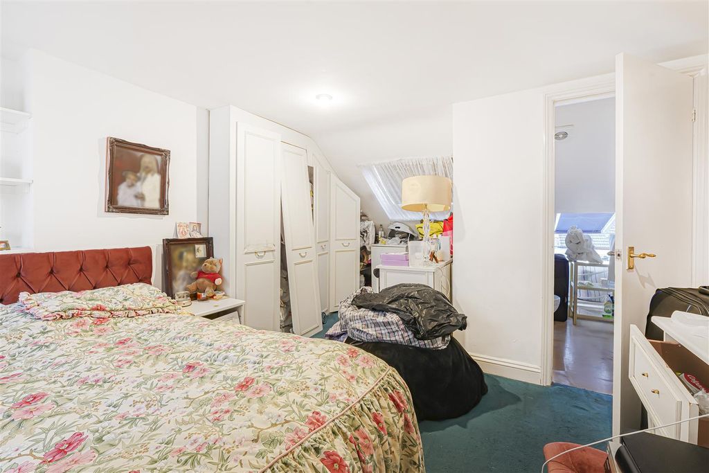 Property photo 3 of 5 Mnh09435.Jpg