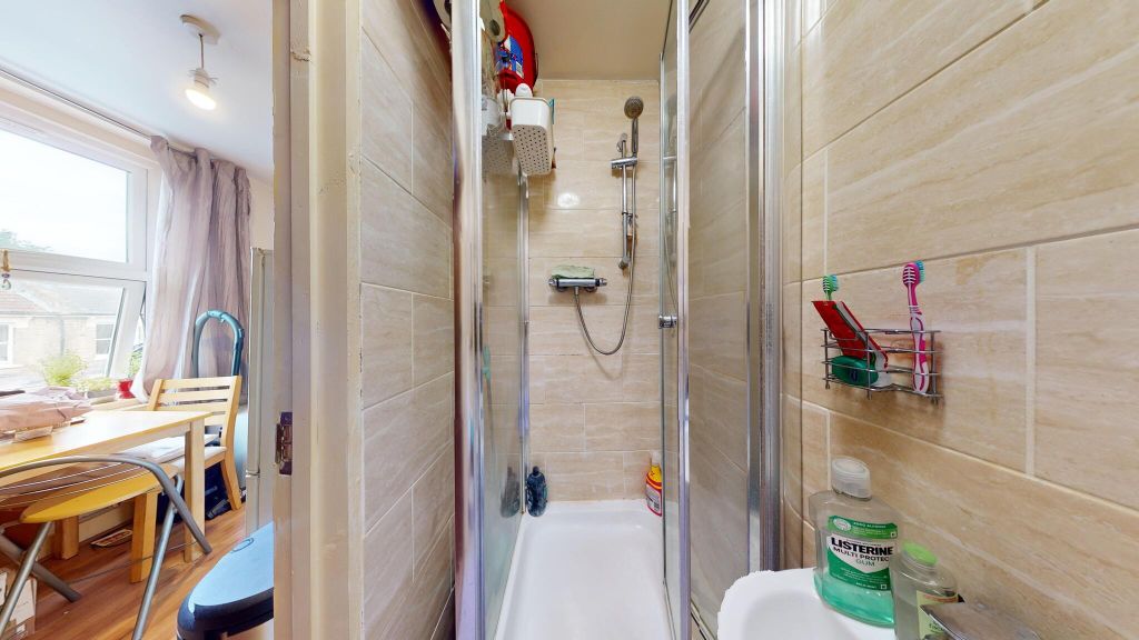 Property photo 3 of 4 Shower