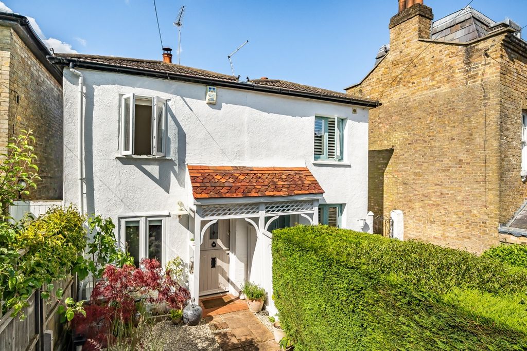 Property photo 1 of 8 1147068 (1)