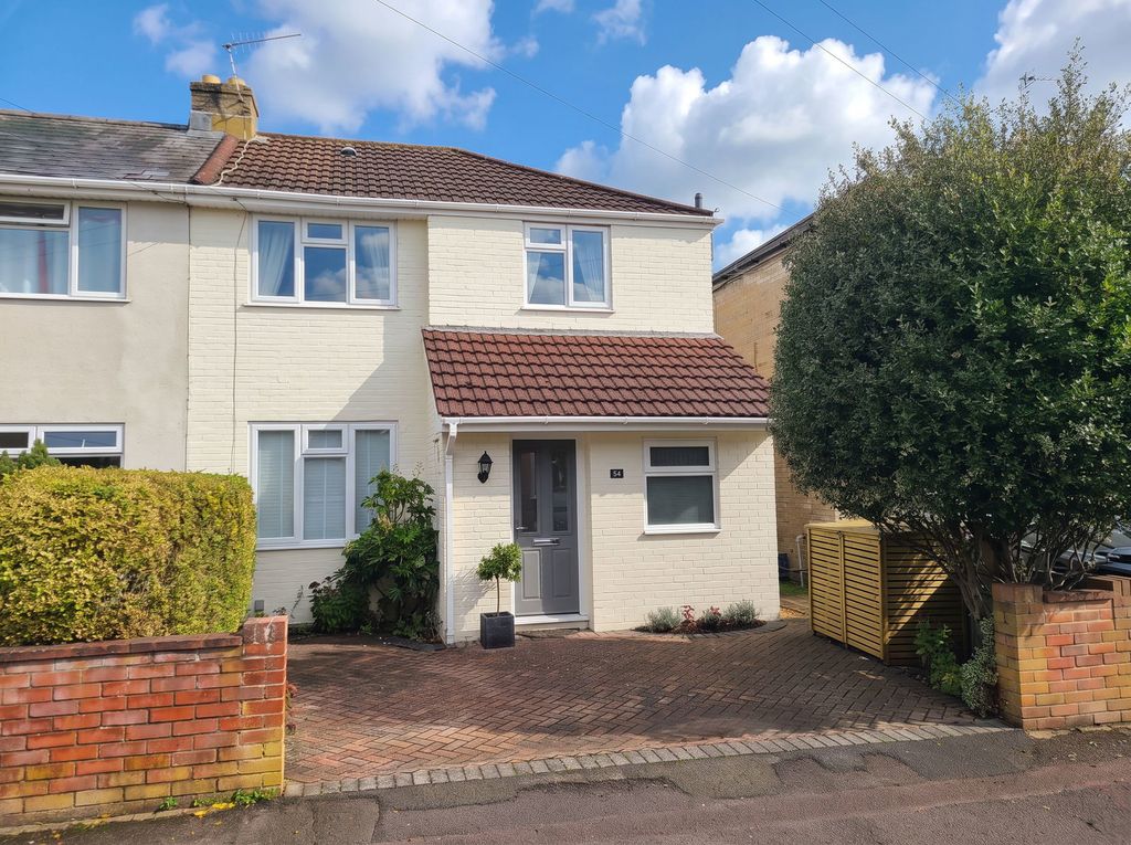 Property photo 1 of 34