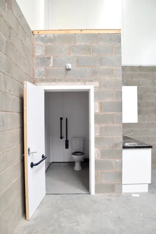 Property photo 2 of 8