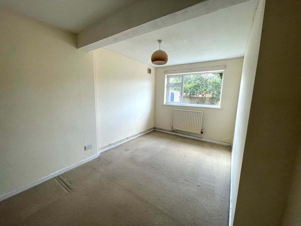 Property photo 3 of 10 Picture No. 02