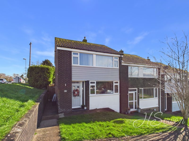 Property photo 2 of 17 Photo 2