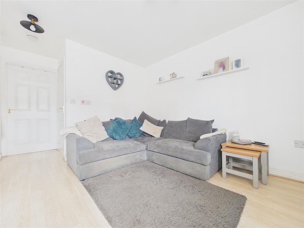 Property photo 3 of 7 Cam01407G0-Pr0116-Still002.Jpg