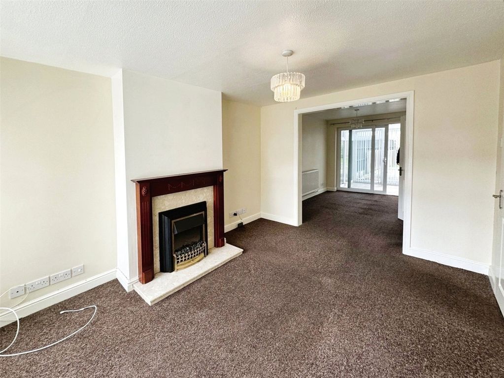 Property photo 3 of 32 Picture No. 11