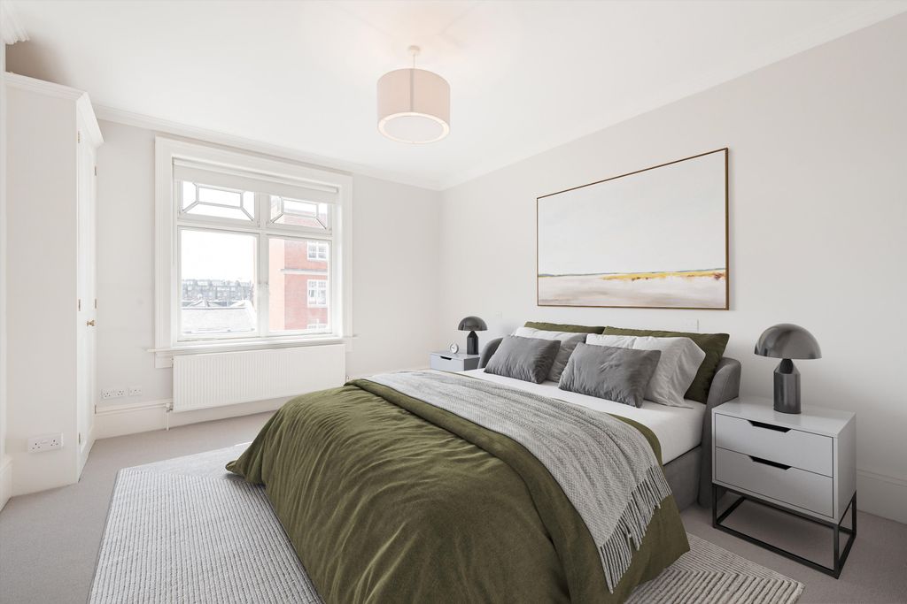 Property photo 3 of 12 Image