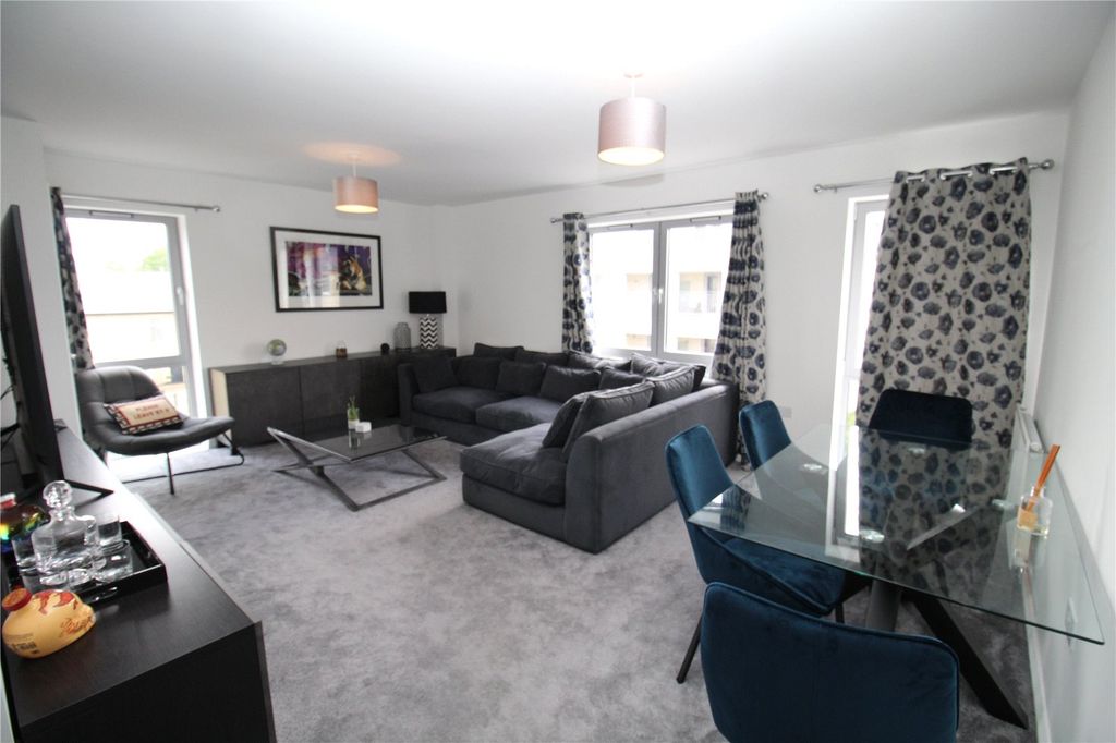 Property photo 2 of 10 Lounge View One