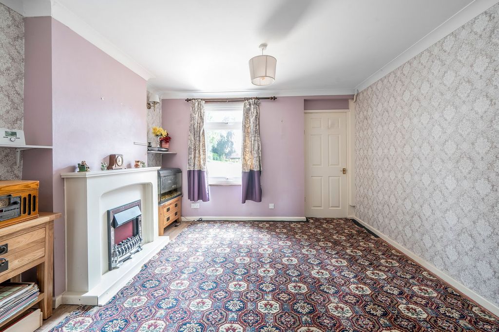 Property photo 3 of 13