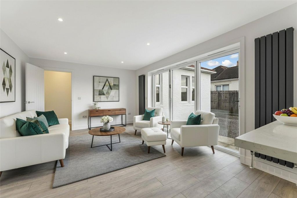 Property photo 2 of 34 Picture No. 38