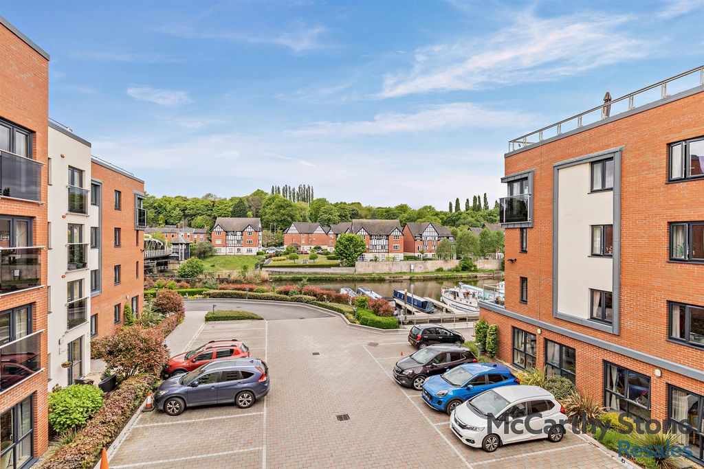 Property photo 1 of 19 Marbury Court