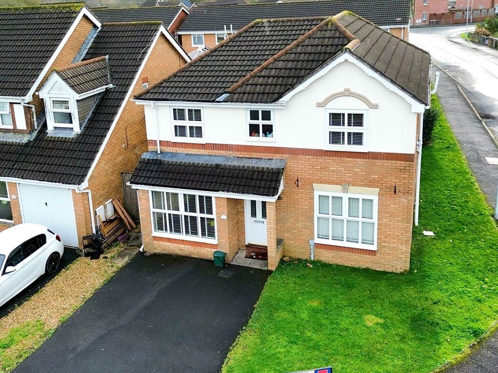 Property photo 1 of 27