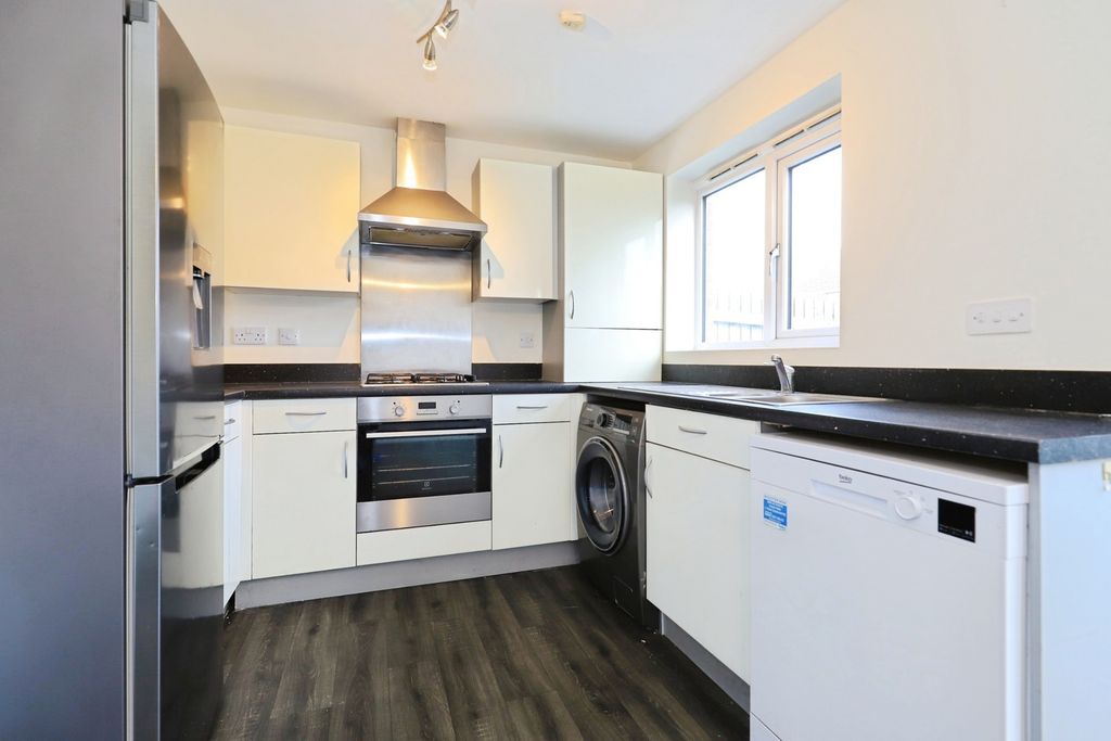 Property photo 2 of 18 Pbox-Img.Jpg