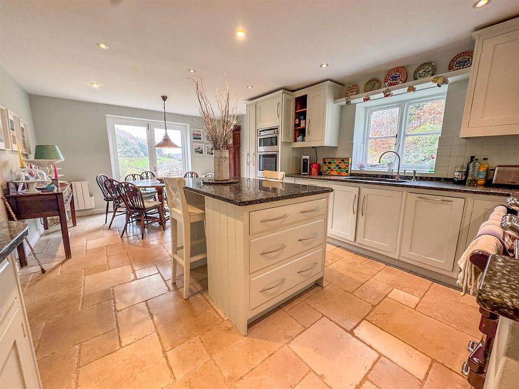 Property photo 3 of 45 Img_2645.Jpg