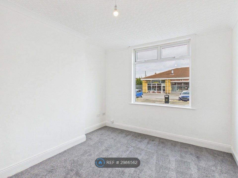 Property photo 1 of 33
