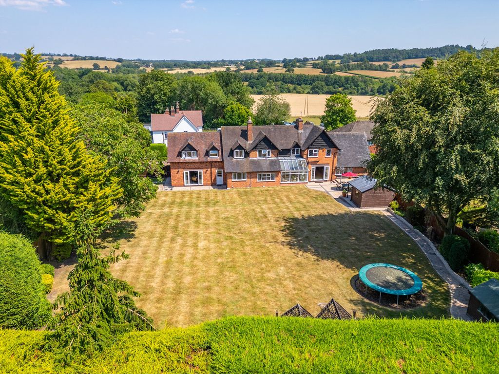 Property photo 2 of 46