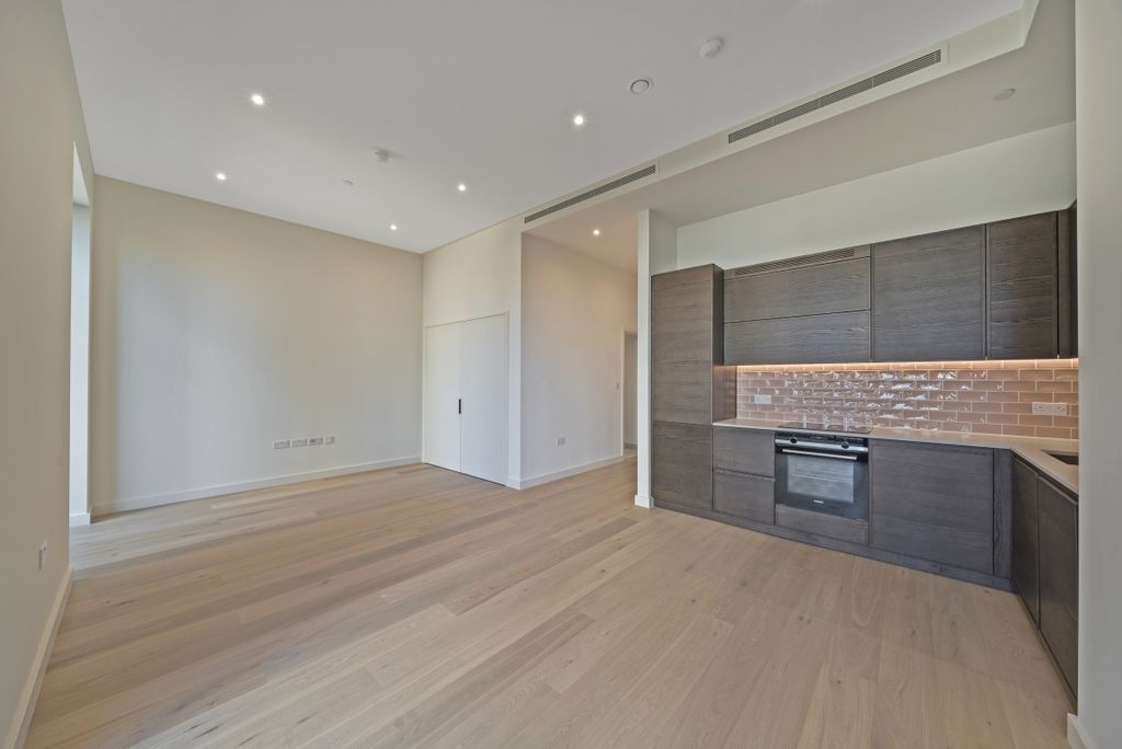 Property photo 3 of 19 1277437 (12)