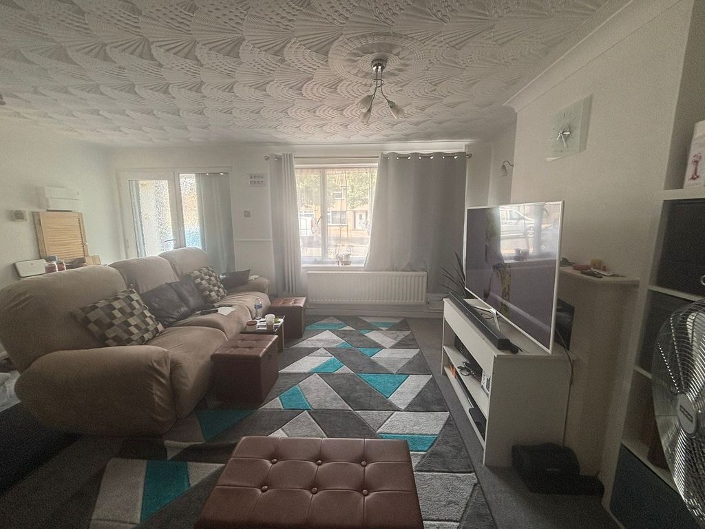 Property photo 2 of 10 Not Specified