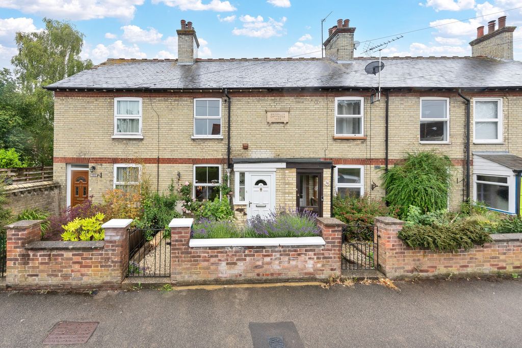 Property photo 1 of 16