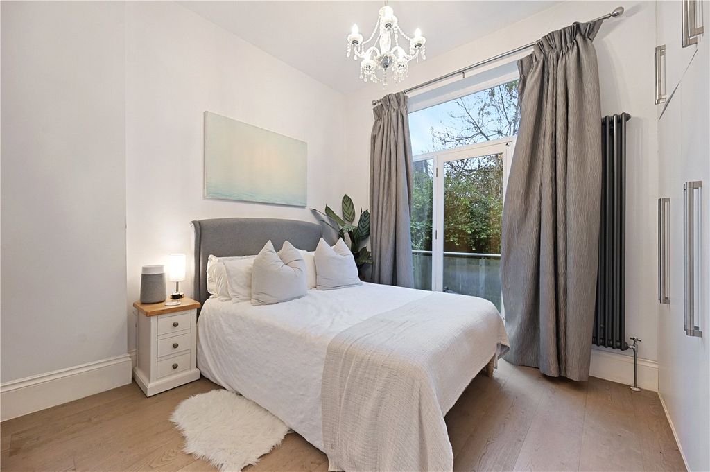 Property photo 3 of 6 Picture No. 19