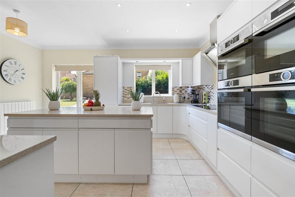 Additional image 15 of 5 bed detached house for saleSnowdrop Road, Hartlepool TS26