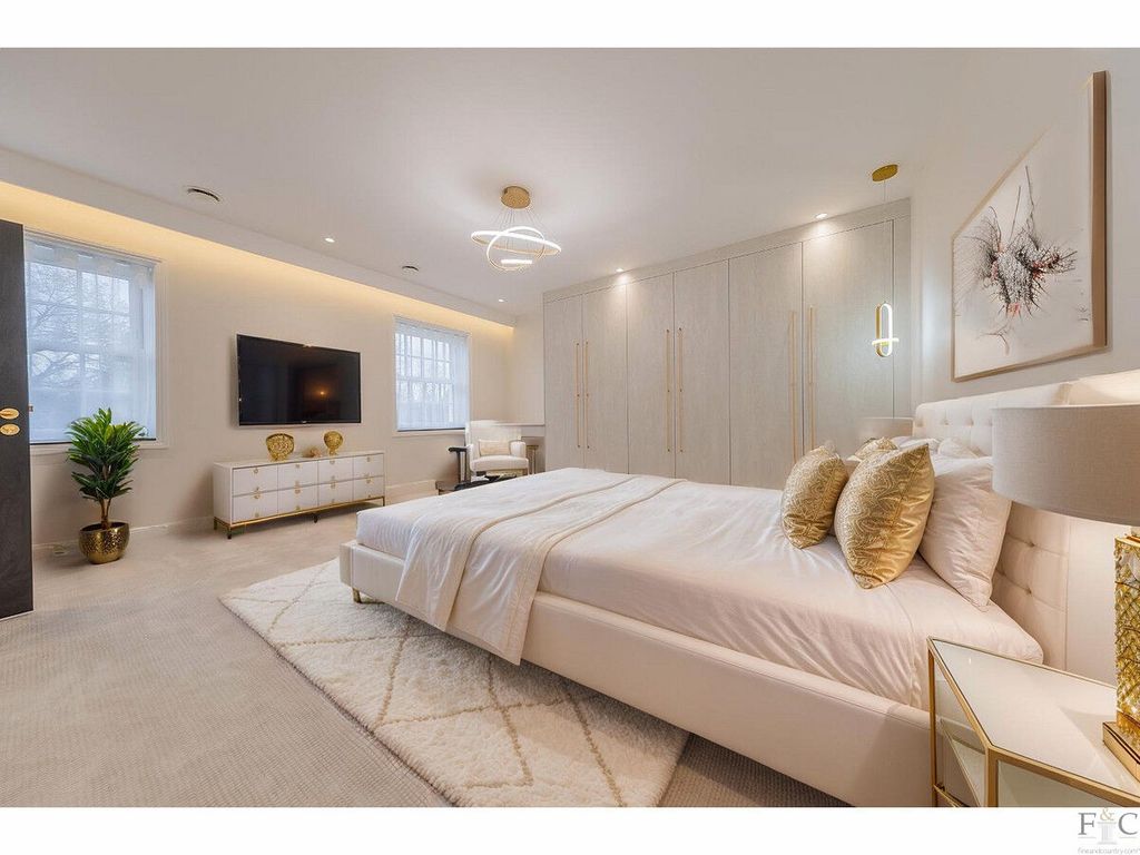 Additional image 21 of 6 bed detached house for saleStoughton Drive South, Leicester LE2