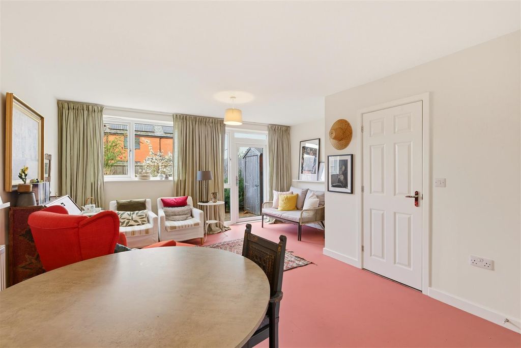 Property photo 2 of 17 R5_09076.Jpg