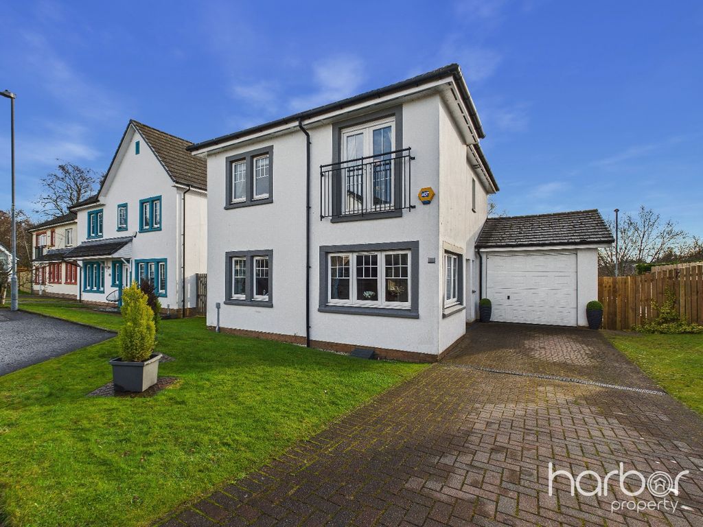 Property photo 1 of 32 4835581