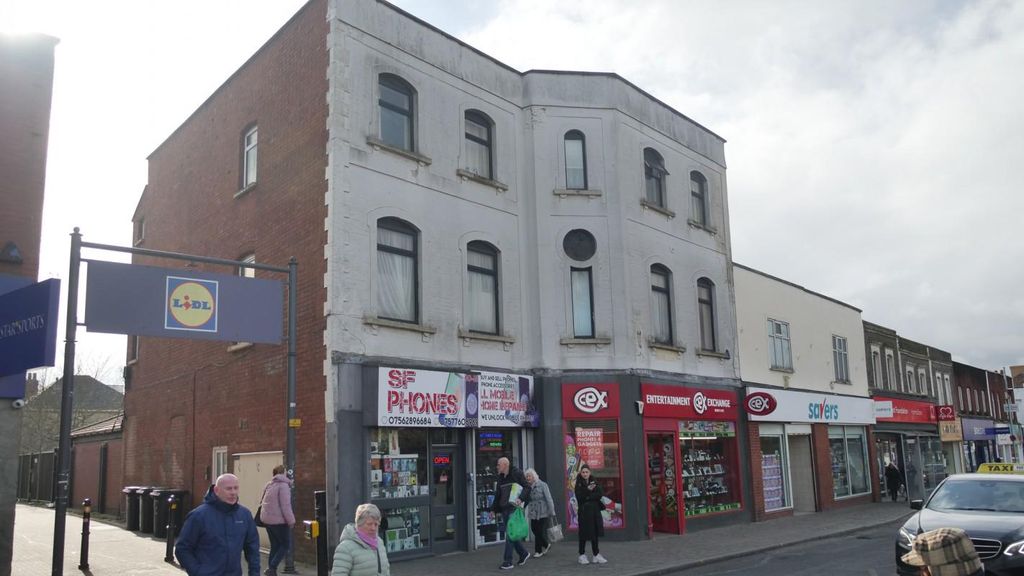 Property photo 3 of 4