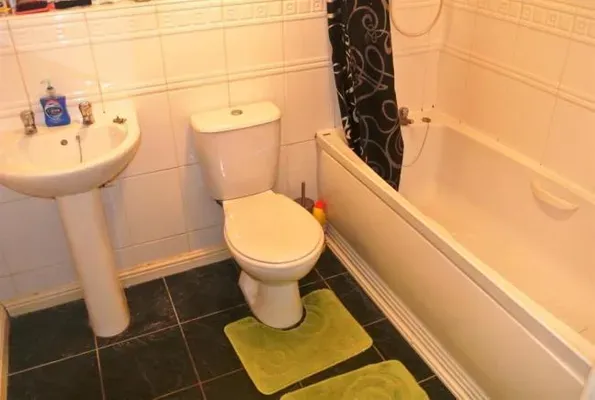 Property photo 3 of 3