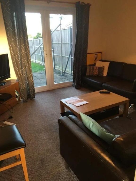 Property photo 2 of 9 9503136.Jpg