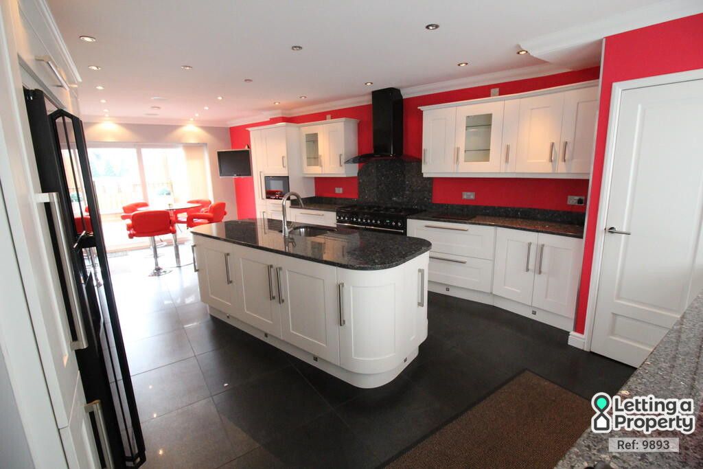 Property photo 1 of 25