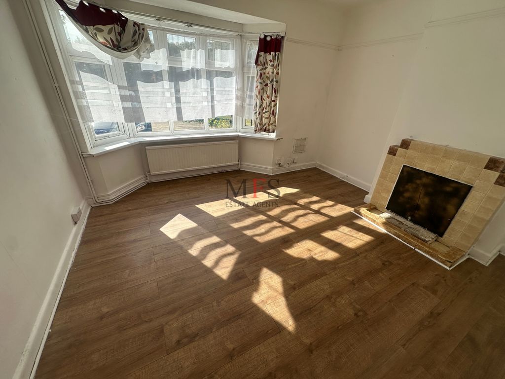 Property photo 1 of 16 Photo 1