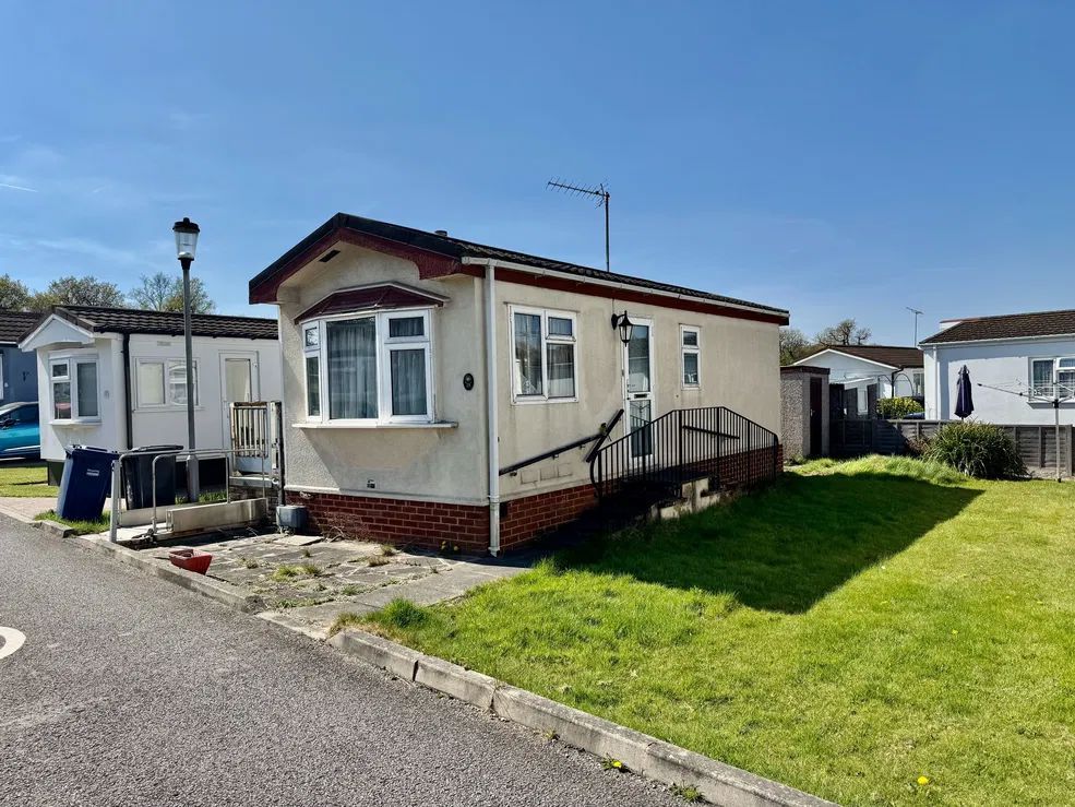 Property photo 1 of 9