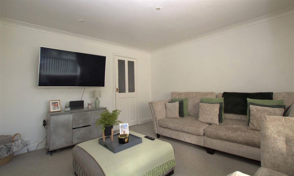 Property photo 2 of 6 Living Room.Jpg