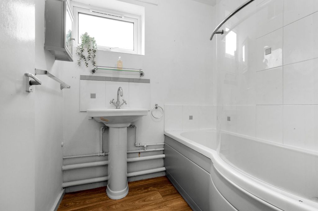 Additional image 10 of 2 bed flat for saleNew Street, Upton-Upon-Severn, Worcestershire WR8