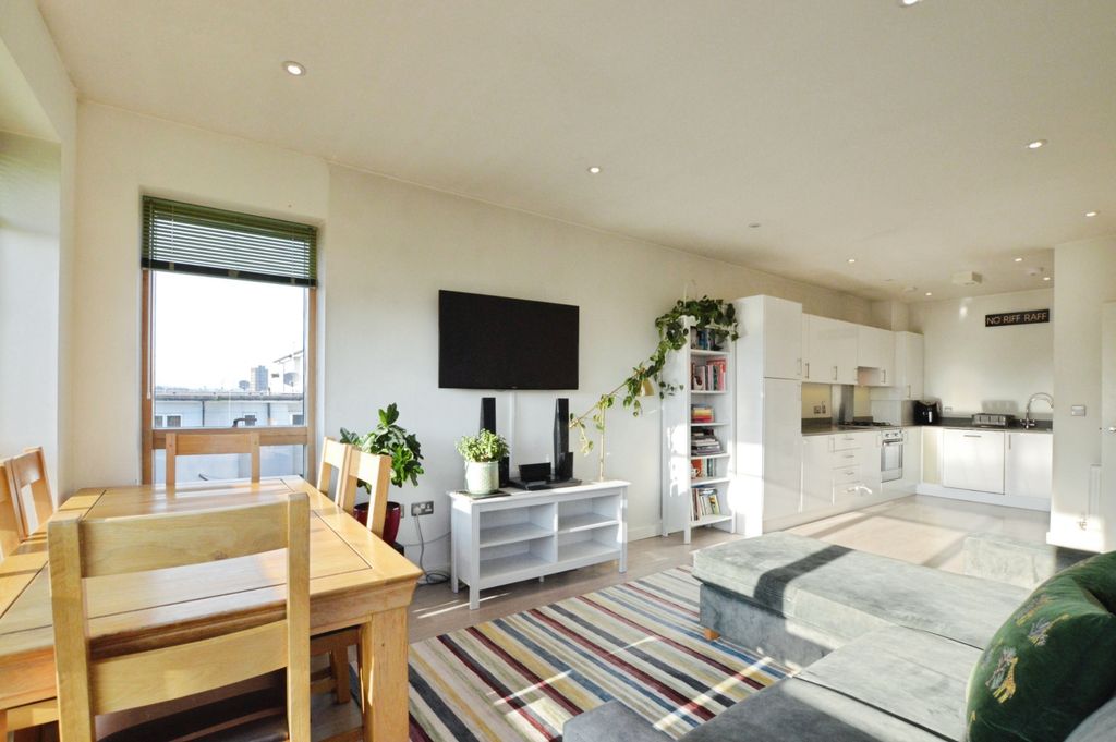 Property photo 1 of 19 Open Plan Living