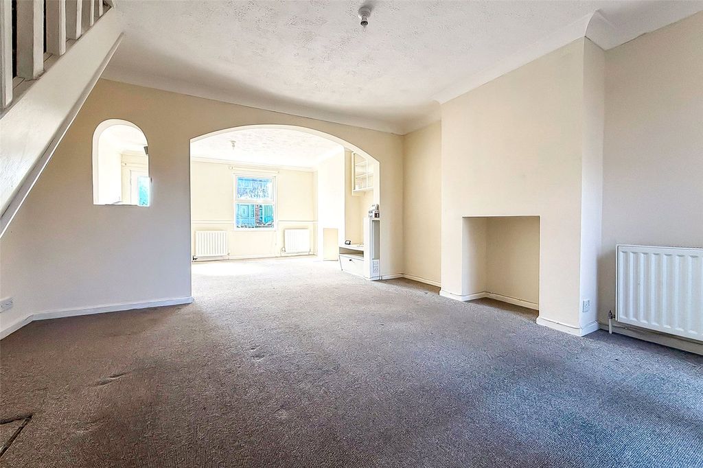 Property photo 2 of 14 Picture No. 20