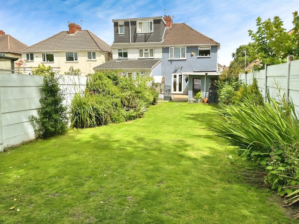 Property photo 2 of 10