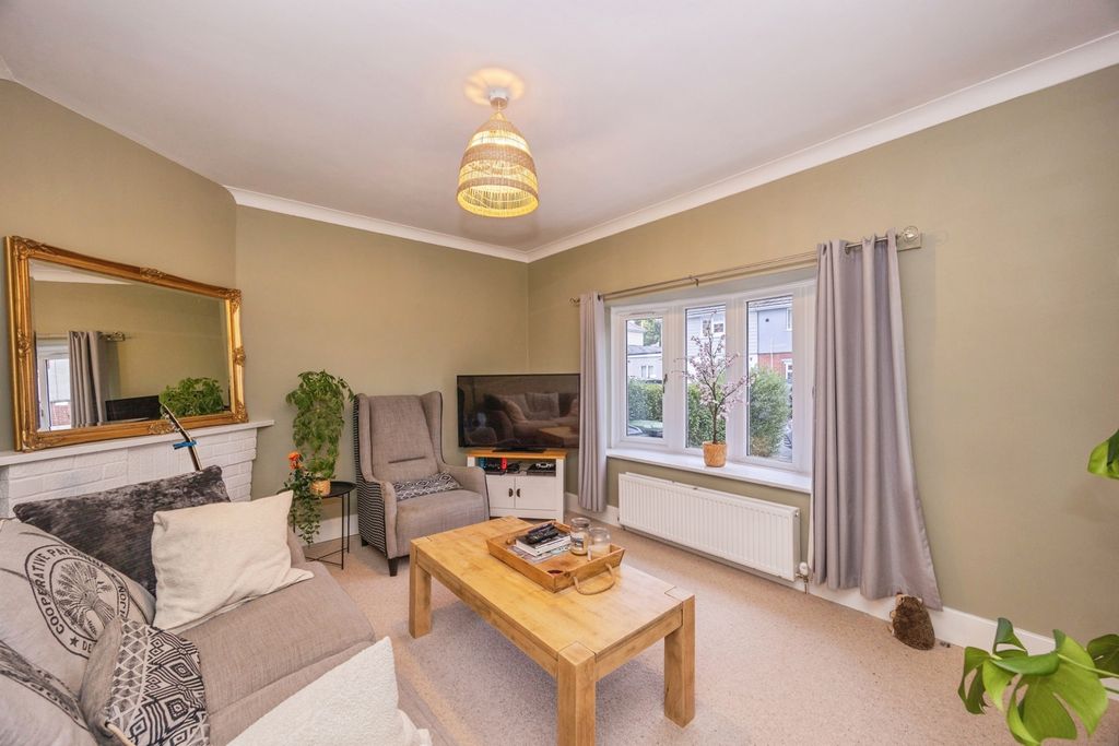 Property photo 1 of 12 Pbox-Img.Jpg