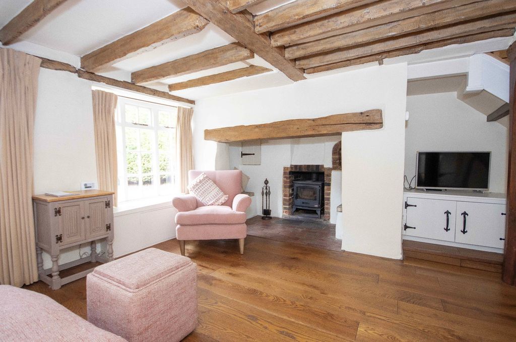 Property photo 3 of 18