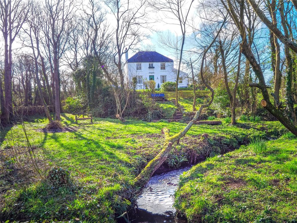 Property photo 2 of 36 Picture No. 89