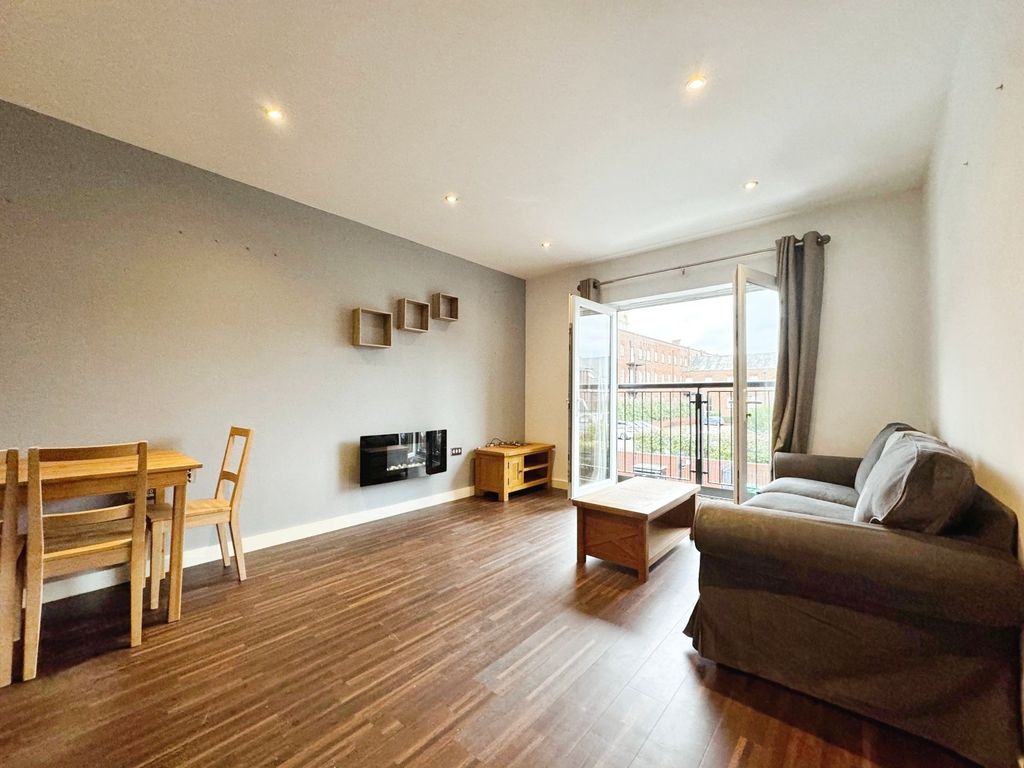 Property photo 2 of 11 Picture No. 06