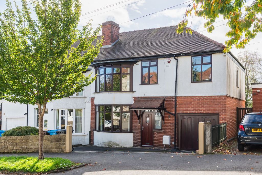 Property photo 1 of 33