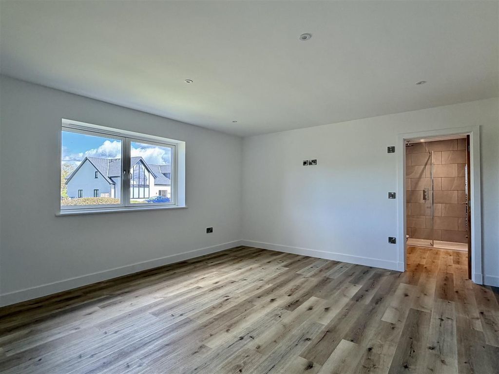 Additional image 13 of 4 bed property for saleColdwells Road, Holmer, Hereford HR1