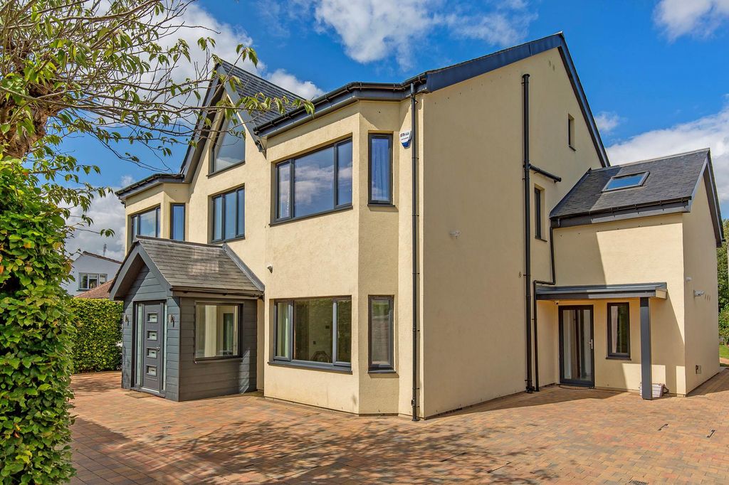 Property photo 1 of 35 Image