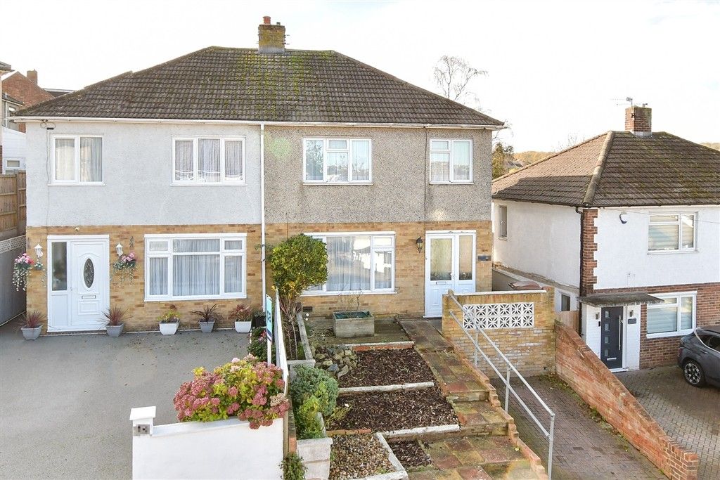 Property photo 1 of 8 External Web